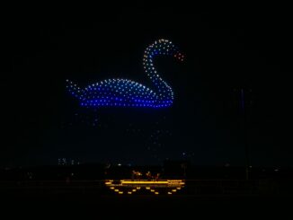 Wenn Klassik am Himmel tanzt: Die DroneArt Show hebt München in neue Lichtdimensionen Wenn Klassik am Himmel tanzt: Die DroneArt Show hebt München in neue Lichtdimensionen