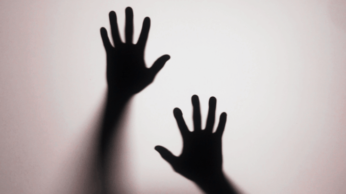 cmg_symbolbilder_ - 2025-10-29T132111.961 Horror (über Tshepo1Camera)