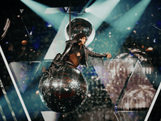 Sophie Berner trifft Cher: Emotionaler Auftakt für „DIE CHER SHOW“ – und ein Segen von der Pop-Ikone persönlich