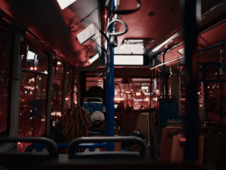 Fernbus wächst um sechs Prozent: Deutschlands öffentlicher Verkehr zeigt zweigeteilte Bilanz