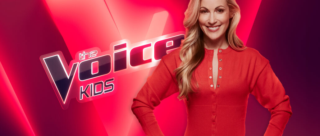 Andrea Kaiser löst Moderationstraum ein: „The Voice Kids” kehrt 2027 zu SAT.1 zurück